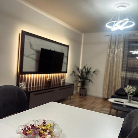 Art'S Apartment Tirana Exterior photo