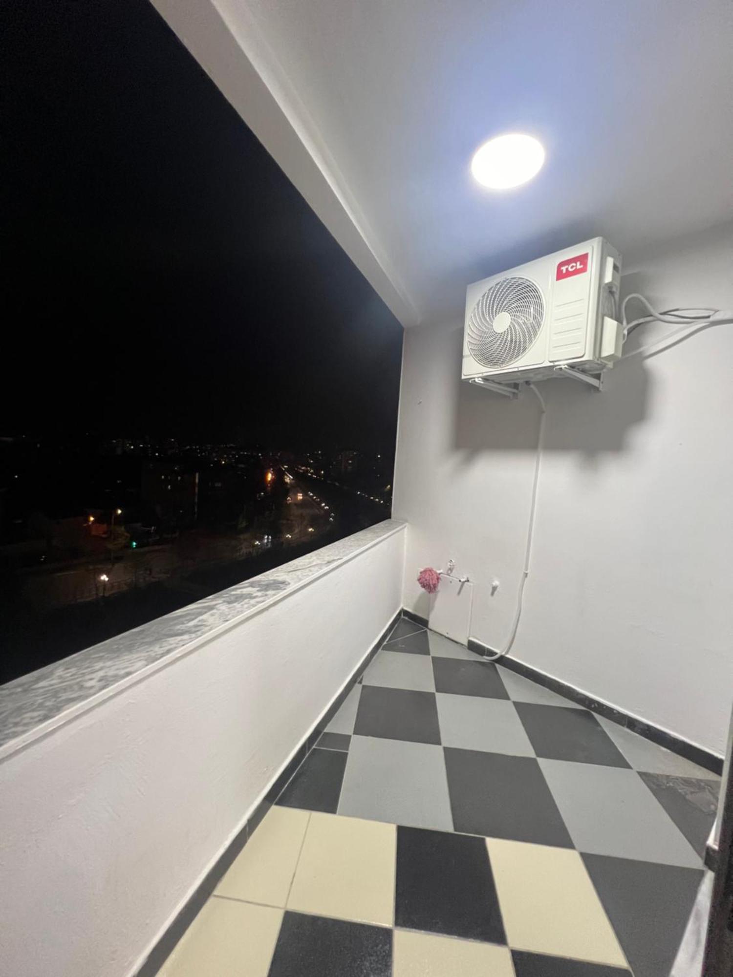 Art'S Apartment Tirana Exterior photo